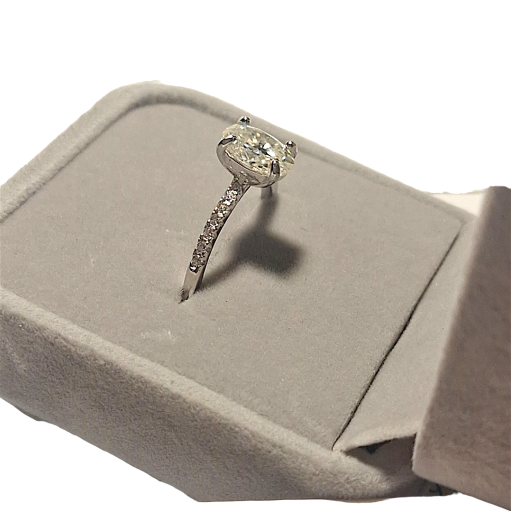 SALE-12 HOURS ONLY! 2 CARAT CERTIFIED MOISSANITE  RING size 7.5 FLAWLESS - Picture 3 of 14